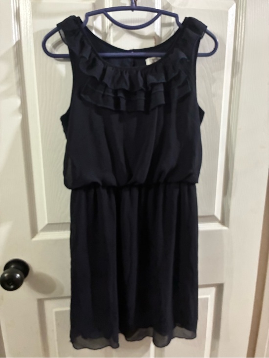 Sweet Storm Dresses & Skirts - Sweet Storm Women’s Medium Navy Ruffle Dress